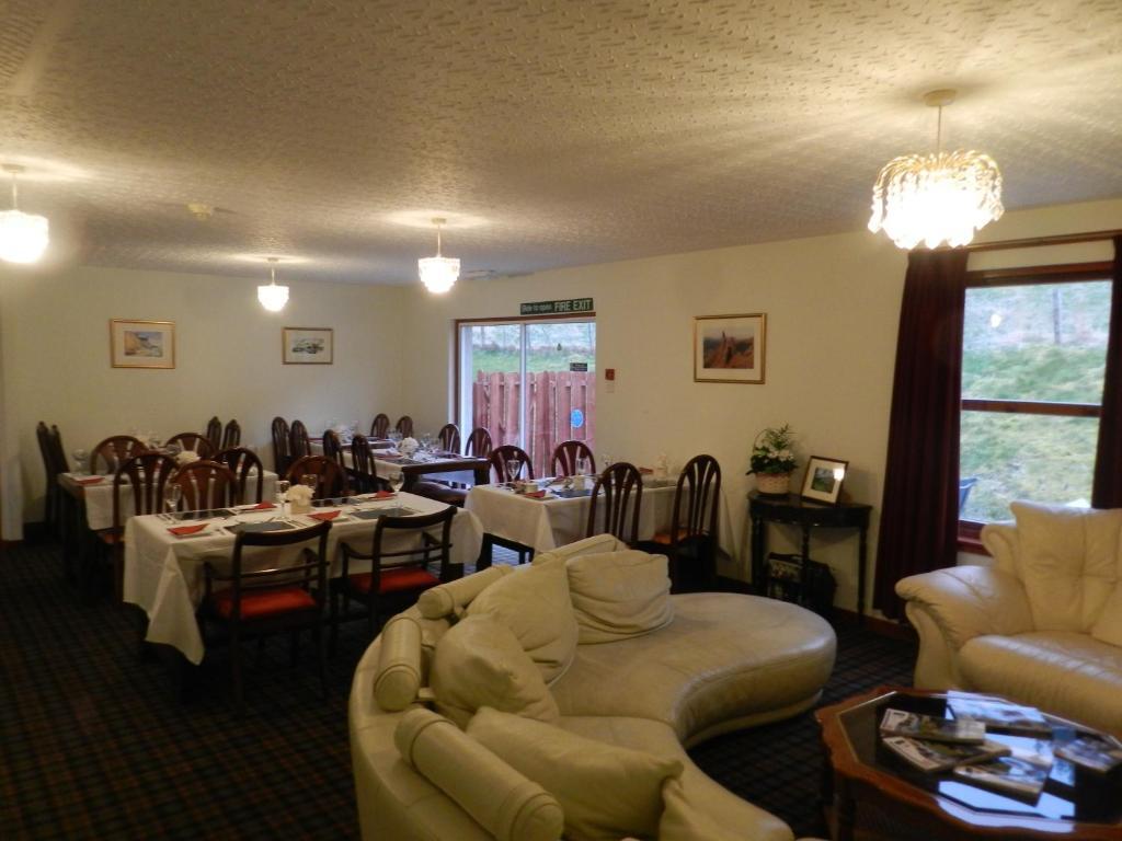 Clunebeg Lodge Drumnadrochit Exterior foto